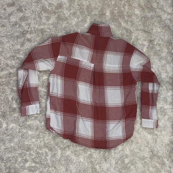 Red and white flannel that’s pretty soft - Picture 2 of 2